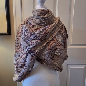 Womens Beige and Burgundy Embroidered Scarf 92% Wool 8% Silk